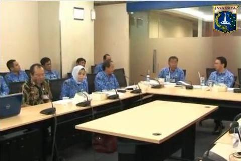 Ahok Damprat Pejabat DKI di YouTube